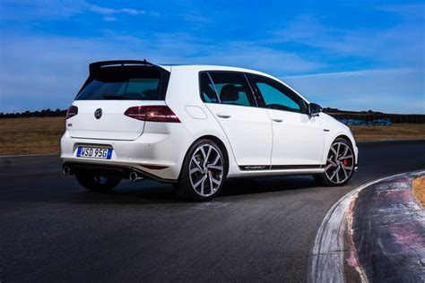 2016 Volkswagen Golf GTI 40 Years Review | CarAdvice