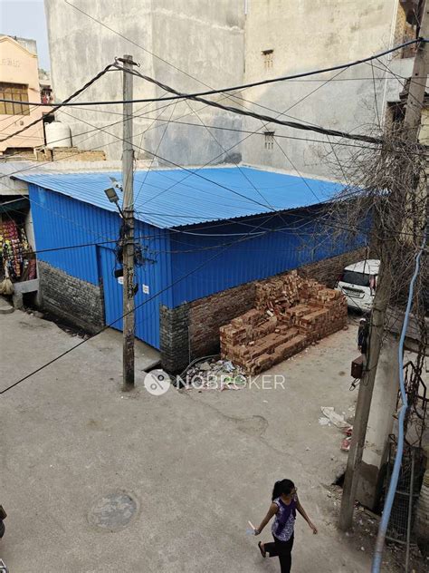 Industrial Shed for Sale in Rohini, delhi for Rs. 10000000 with 810 Sq ...