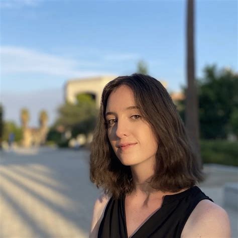 Sarah Yribarren - LinkedIn