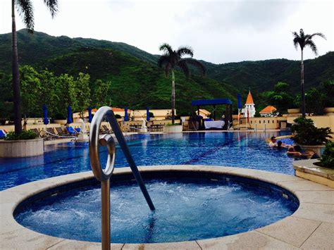 AUBERGE DISCOVERY BAY HONG KONG - Hotel Reviews, Photos, Rate ...