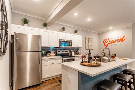 Grand Commons Apartments