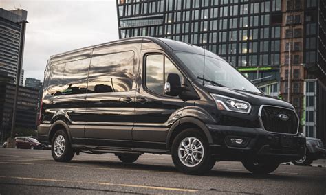15 Passenger Van for Rent Near Me 的图像结果