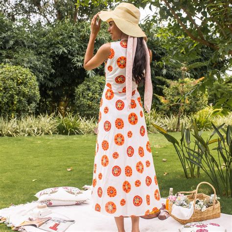 Groovy Canvas Suzani White Long Cotton Dresses For Women – House of Ekam