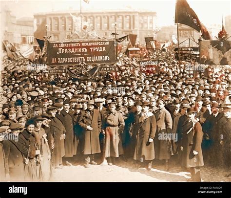 May 1st, 1918, The demonstration took place on Palace Square in ...