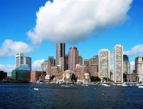 10 Best Cities to Enjoy Your Fabulous Single Life - Hello Travel Buzz