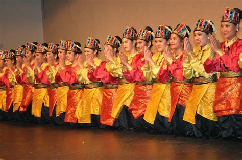 budaya yang ada di malaysia
