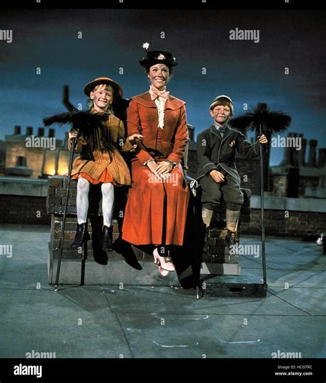 Mary Poppins Karen Dotrice Mary Poppins Julie Andrews As Mary Poppins