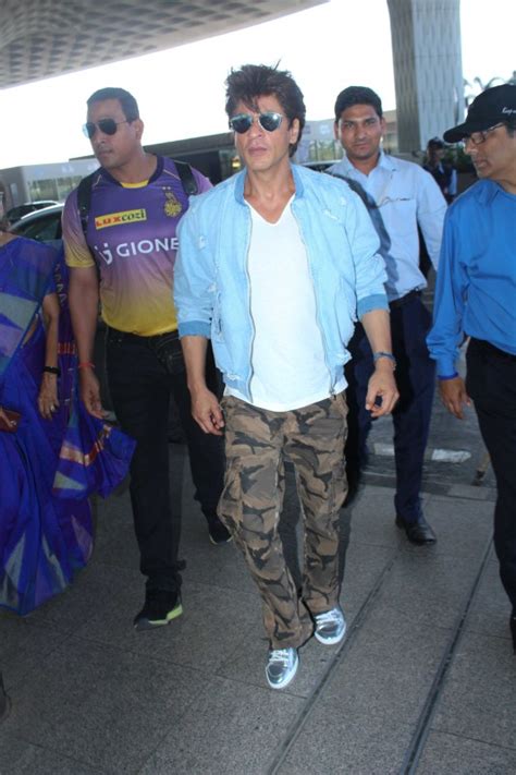 IPL 2017: Shah Rukh Khan leaves for Bengaluru to cheer for his team ...