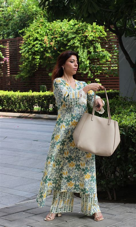 Cotton Beige & Green Floral Haze Printed High Low Kurta & Pant – Baareeki