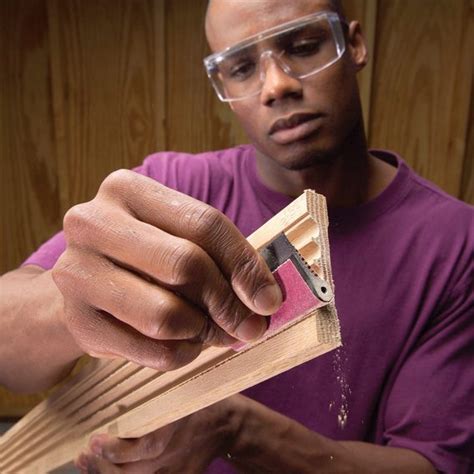 Using a Straight Line Sander Woodwork 的图像结果