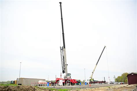 Crane Operator Salaries in 2024: What to Expect - Performance Training Solutions | Heavy ...