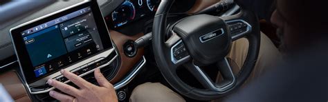 New Jeep Meridian 2022 Interiors - Jeep India