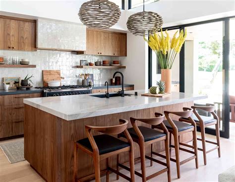 17 Key Mid-Century Modern Kitchen Elements and Ideas