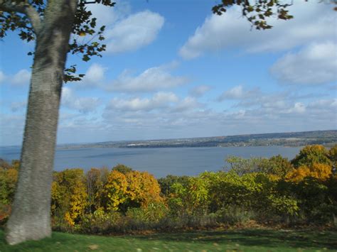 Scenic Grandview Drive in Peoria, IL