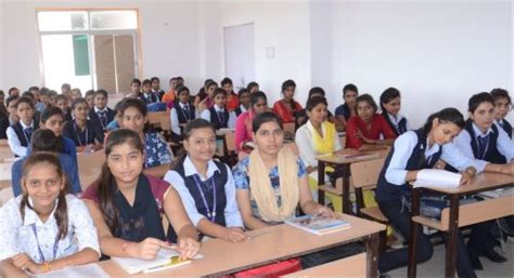 Raj School of Management & Sciences Varanasi Campus: Photos, Virtual Tour