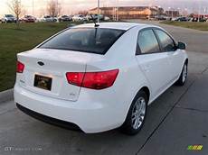 kia forte white snow white pearl 2011 kia forte ex exterior photo kia forte white snow white pearl 2011 kia forte ex exterior photo