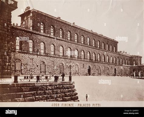 FLORENCE – Palazzo Pitti – elevation Summer, Giorgio (Georg) (1834 1914 Stock Photo - Alamy