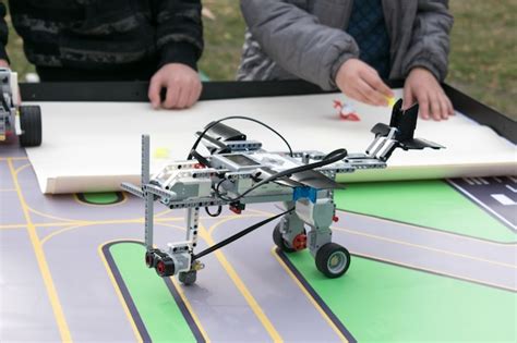 Robot Lessons 的图像结果