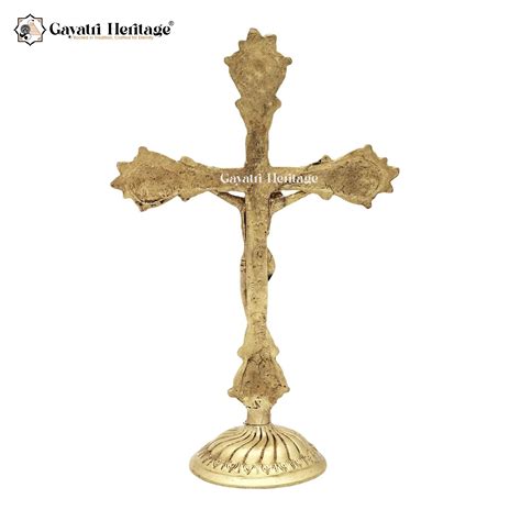 Brass Jesus Christ Statue – Divine Christian Home Decor | Gayatri Heri ...