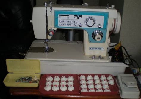 Dressmaker S 3000 Sewing Machine 的图像结果
