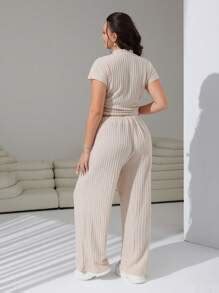 SHEIN EZwear Plus Size Solid Color Minimalist Daily Short Sleeve Top ...