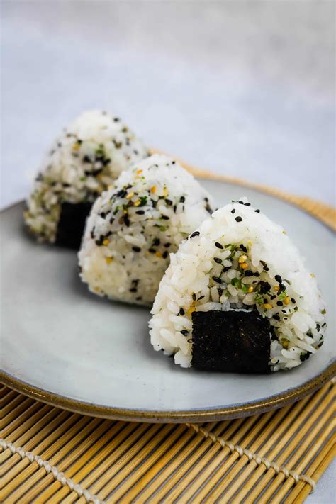 Onigiri Japanese Rice Balls Recipe - Keeping It Relle