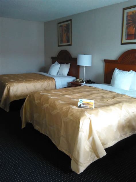 Quality Inn Little Creek Parking: Pictures & Reviews - Tripadvisor