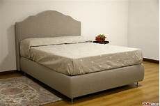 testata letto imbottita letto classico layka vama divani testata letto imbottita letto classico layka vama divani