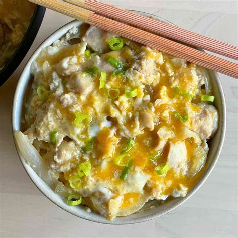 Oyakodon Recipe: Japanese Chicken And Egg Donburi