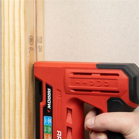 Arrow Medium,Corded Electric Staple Gun ET501F at Lowes.com