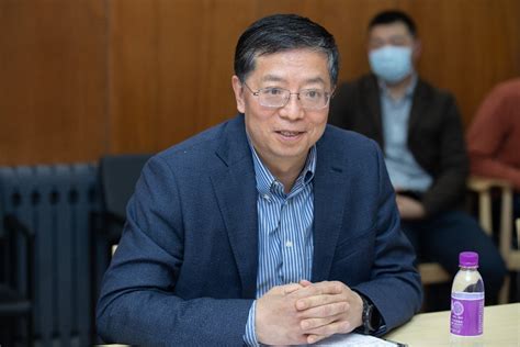 校长邱勇参加2020-2021学年春季学期第一次校领导接待日-清华大学