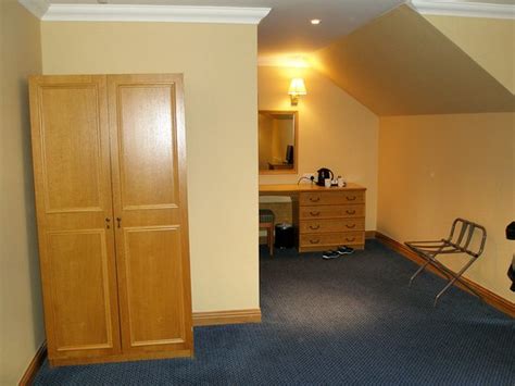 LOCH TUMMEL HOTEL (Tummel Bridge) - Hotel Reviews & Photos - TripAdvisor