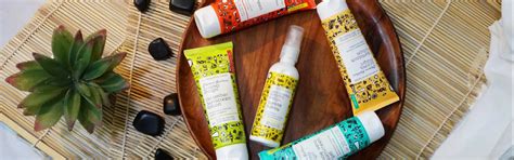 Buy Natural Sunscreen Lotion & Gels Online For All Skin Types