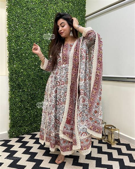 Print on print Nyra cut – panachengp