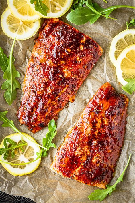 Grilled Cedar Plank Salmon Recipe (Brown Sugar Salmon Rub!)
