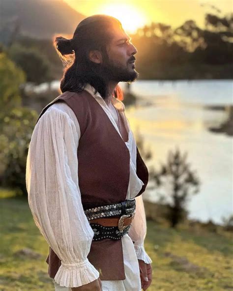 Sheezan Khan dresses as ‘Alibaba’ for ‘Khatron Ke Khiladi 13’ in South ...