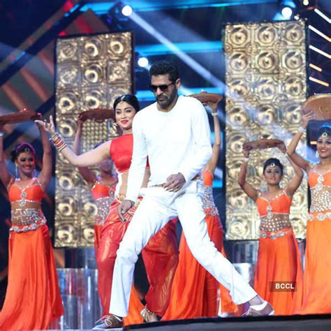 Awards & Performances Pics | Awards & Performances Photos | Awards ...