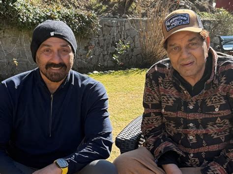 "Love you all...": Sunny Deol sends message to fans in his dad ...