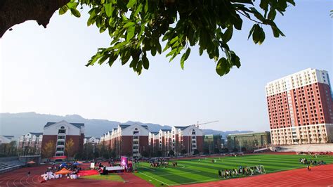 新校区教学楼-重庆财经学院