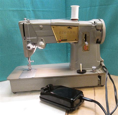Singer 329K Sewing Machine 的图像结果