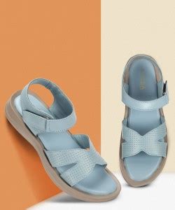 Paragon Footwear - Upto 50% to 80% OFF on Paragon Sandals & Chappals ...