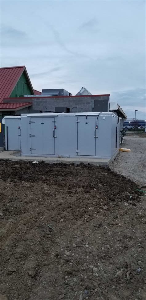 Walk-In Freezer Installation 的图像结果