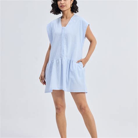 Oversized V neck Short Dress with Frayed Sleeves – Reistor
