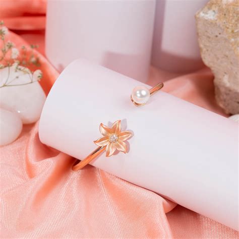 Adjustable Pearl Bracelet In Rose Gold (6C) – Iyraa