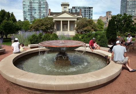 CHICAGO WOMEN'S PARK & GARDENS - All You Need to Know BEFORE You Go ...