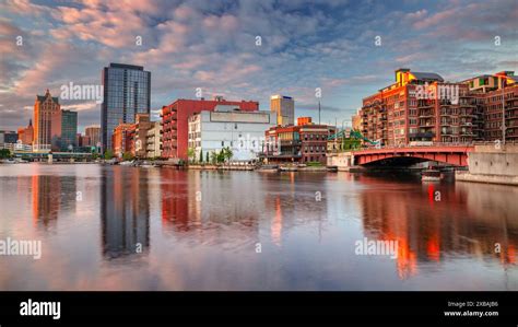Milwaukee, Wisconsin, USA. Cityscape image of downtown Milwaukee ...