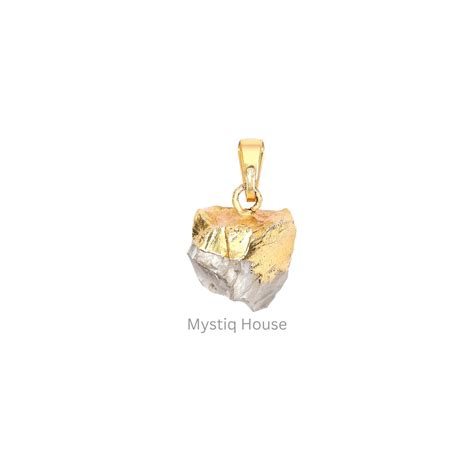 Buy Raw Loop Clear Quartz Crystal Pendant | MystiqHouse