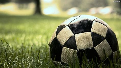 🔥 [40+] Cool Football Wallpapers | WallpaperSafari