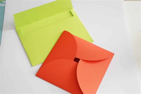 Making Envelopes 的图像结果