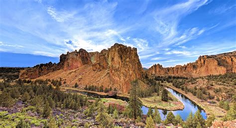 Hikes: Smith Rock | Henry E. Hooper